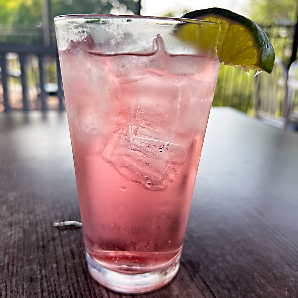 Sidelines Seltzer Mocktail